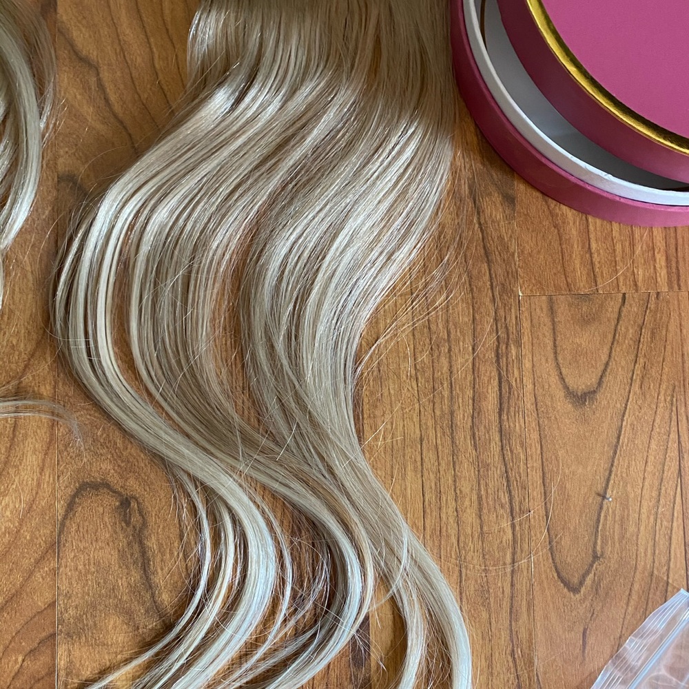 Luxy 16” Blonde Balayage Halo. 140 gram set